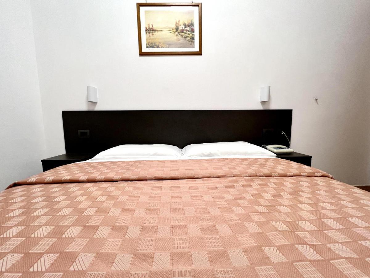 Hotel Domus Termini Rome Buitenkant foto