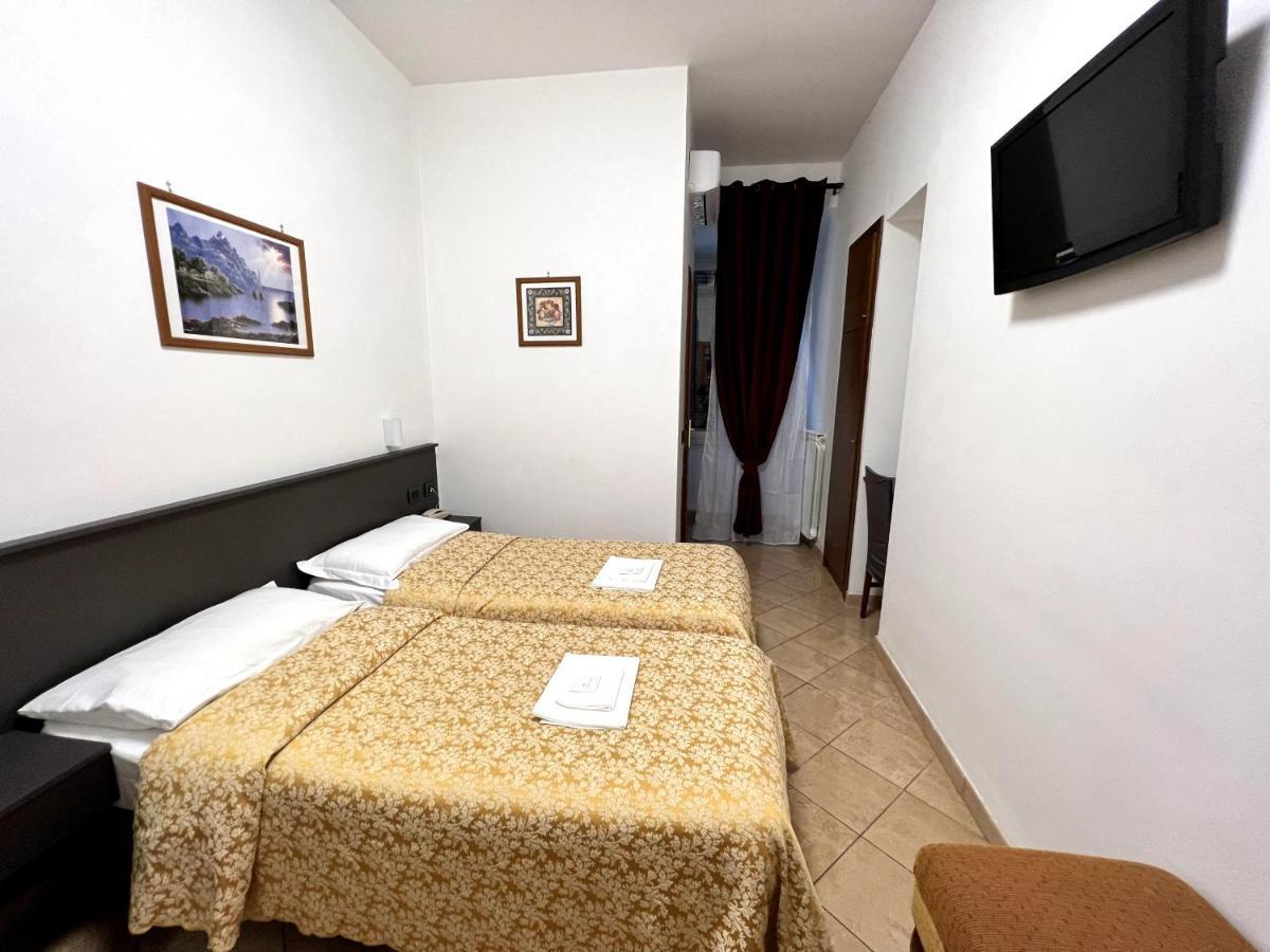 Hotel Domus Termini Rome Buitenkant foto